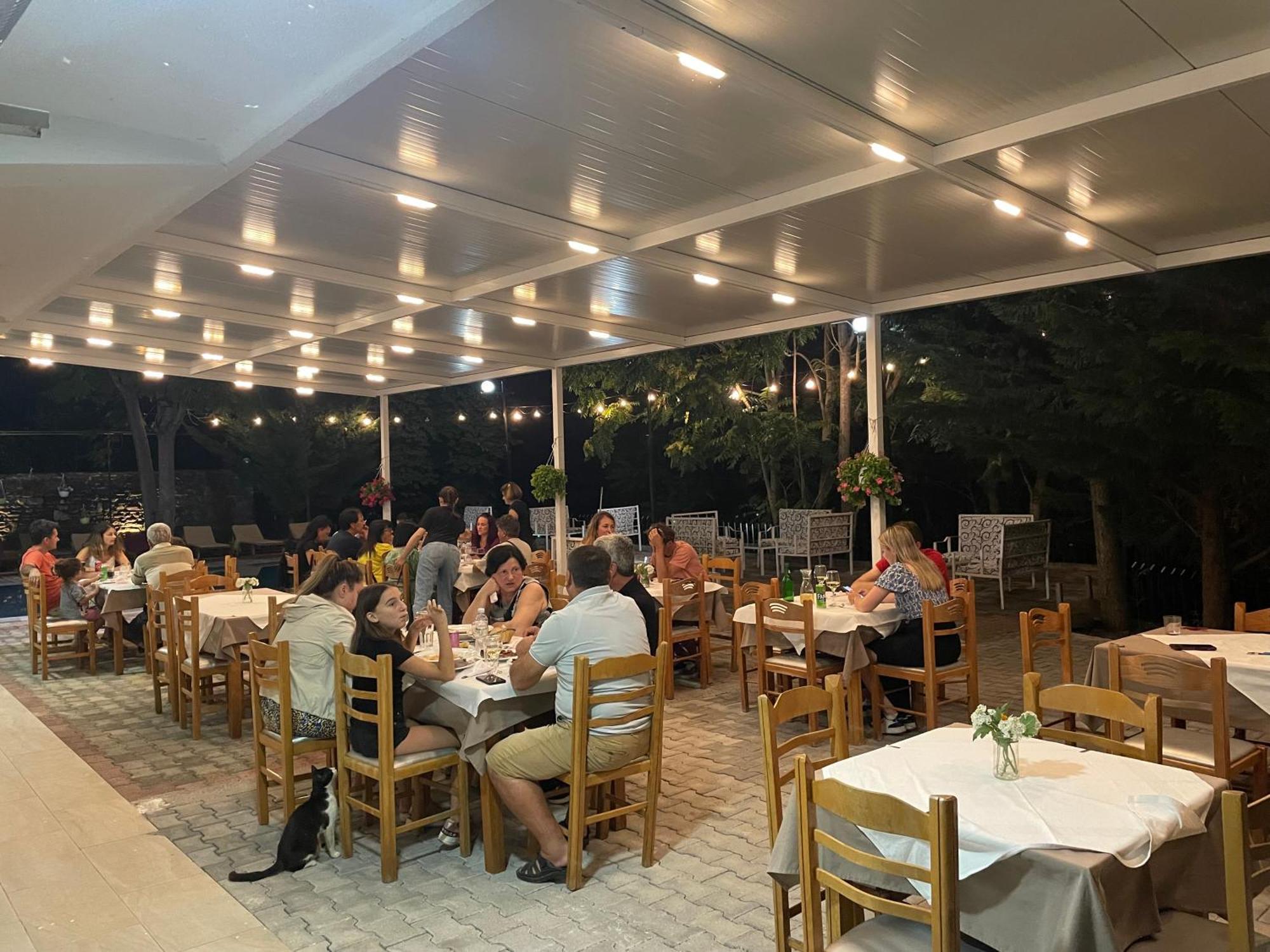 Hotel Aroma Përmet Zewnętrze zdjęcie